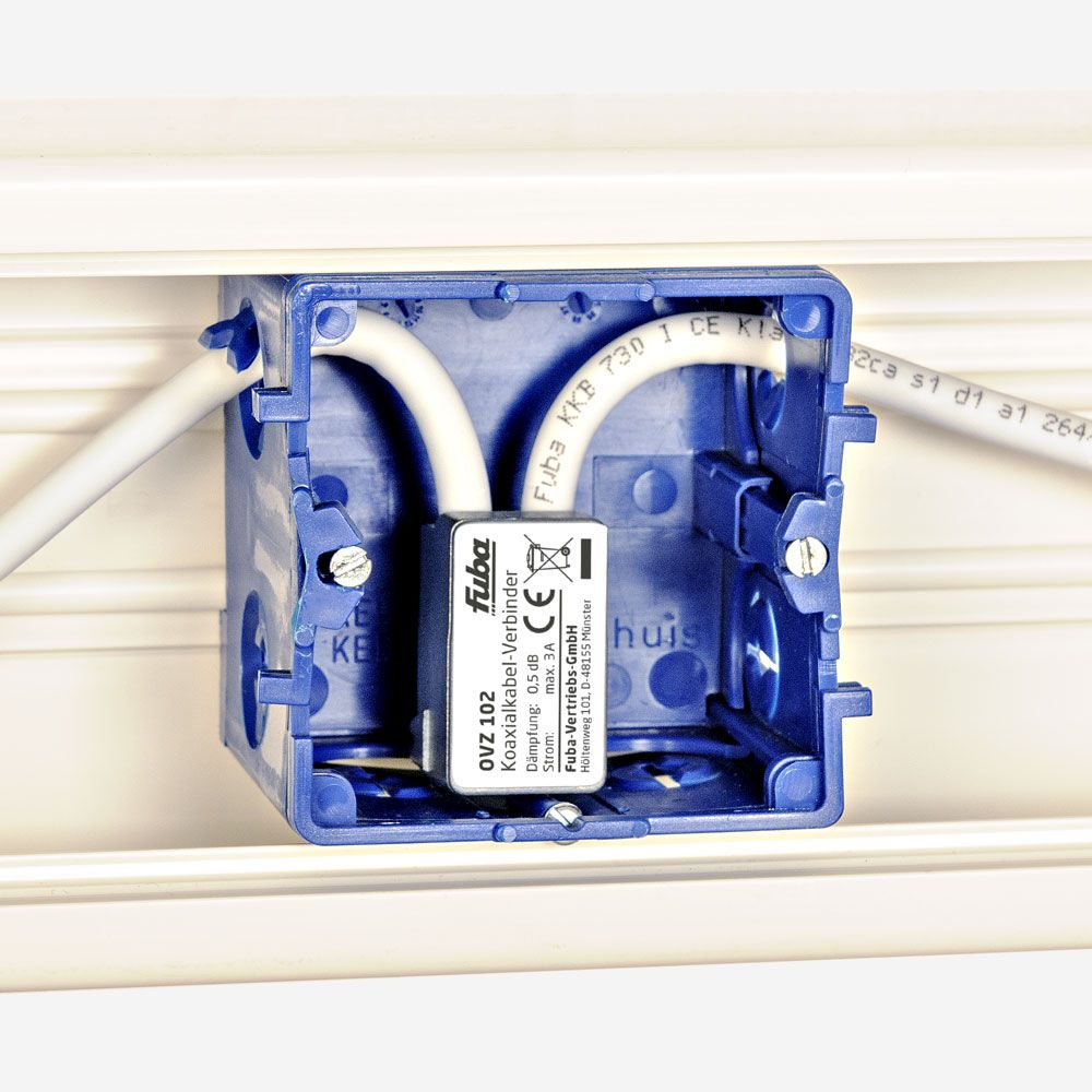 Fuba OVZ 017 Vollmetal Push-On F-Stecker für Koxialkabel mit 3,9 mm Dielektrikum 
